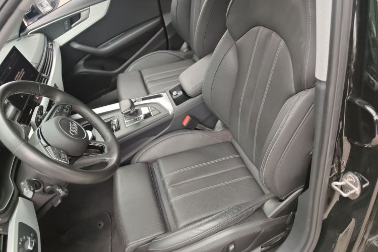 Audi A4 2021 immagine di auto #15