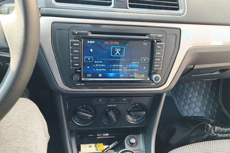 Volkswagen Gran Lavida 2017 car image #15