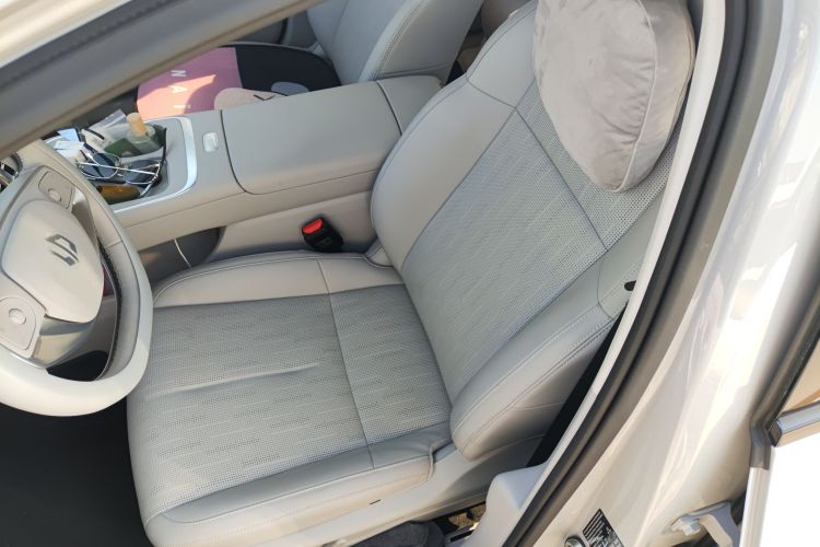 零跑汽车 零跑B01 2025 汽车图片 #15