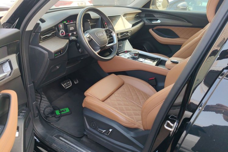 Audi Q6 2024 صورة سيارة #15