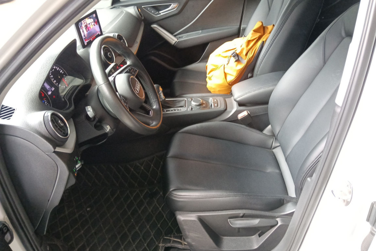 奥迪Q2L 2020 汽车图片 #15