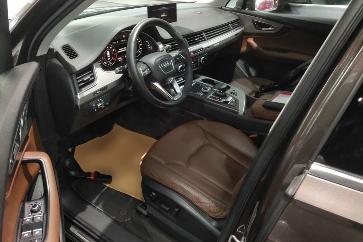 Audi Q7 2016 car image #15