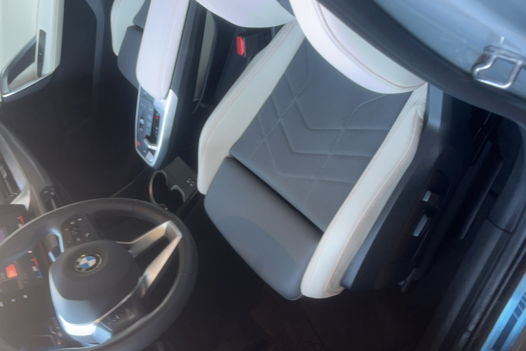 Hyundai Coupe 2024 immagine di auto #15