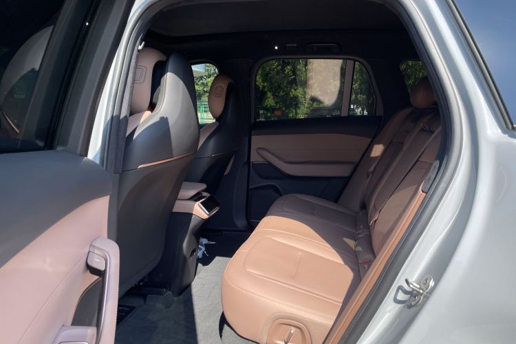 NIO ES6 2023 изображение автомобиля #15