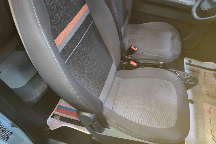 Wuling Hongguang MINI EV 2021 immagine di auto #15