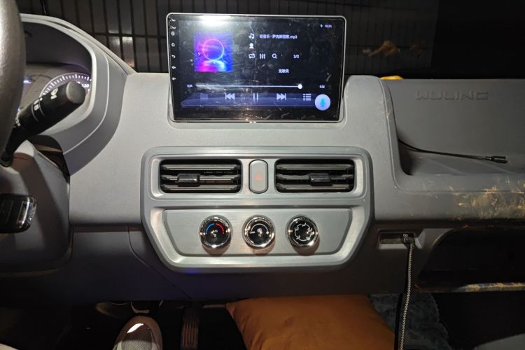 五菱汽车 五菱扬光电卡 2024 汽车图片 #15