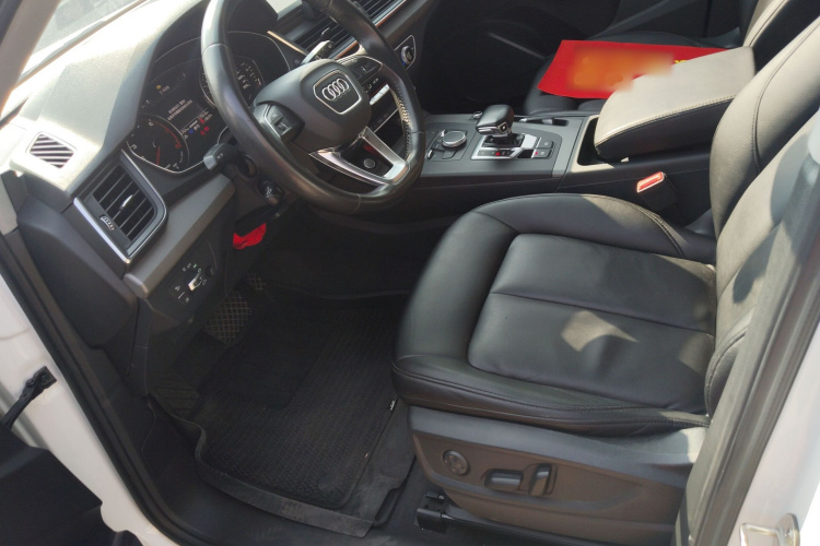 Audi Q5L 2019 #15 Audi Q5L 2019 car image #15