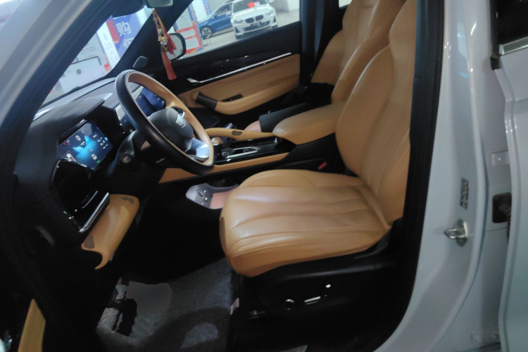 GEELY Monjaro EREV 2023 #15 GEELY Monjaro EREV 2023 car image #15