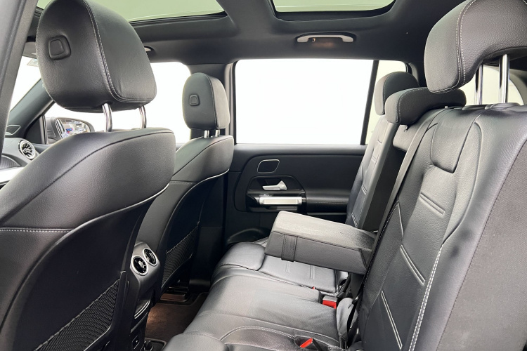 Mercedes-Benz EQB Class 2022 #15 Mercedes-Benz EQB Class 2022 car image #15