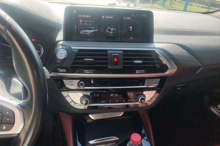 BMW X4 M40i 2019 #15 BMW X4 M40i 2019 car image #15