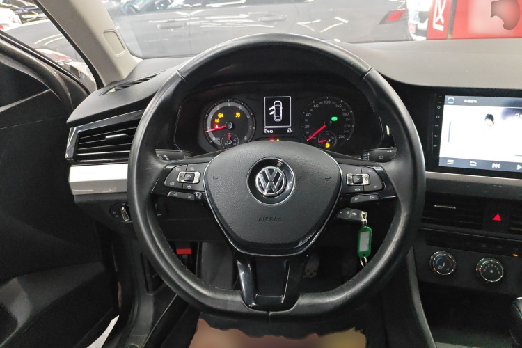Volkswagen Bora 2019 car image #15