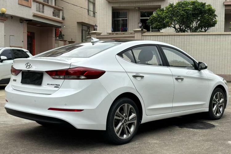 Hyundai Elantra AD 2018 car image #15