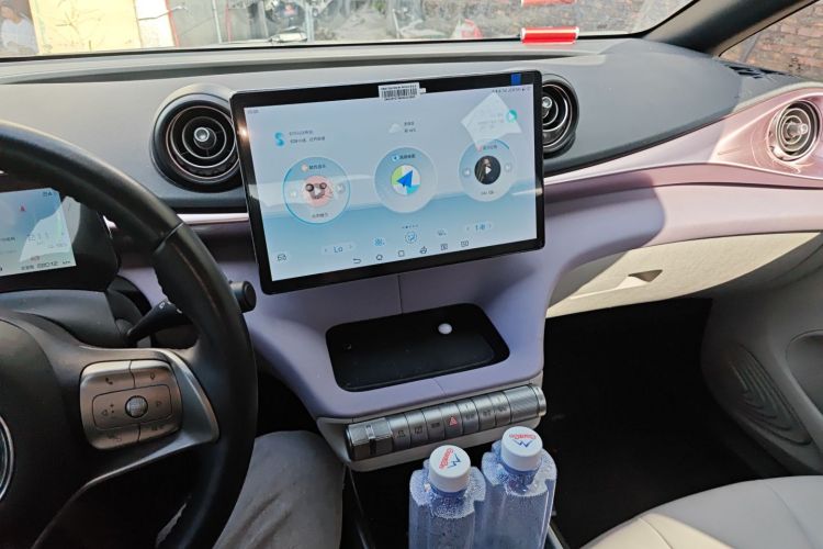 BYD Dolphin 2022 صورة سيارة #15