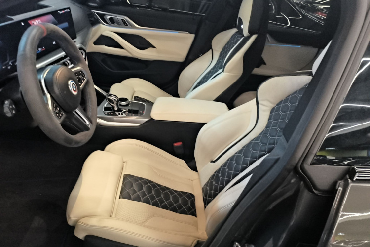 BMW i4 M50 2023 #15 BMW i4 M50 2023 car image #15