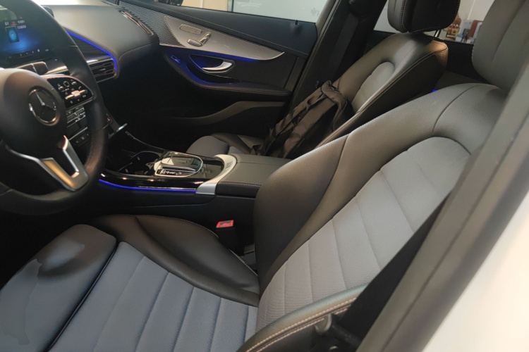 Mercedes-Benz EQC Class 2022 car image #15