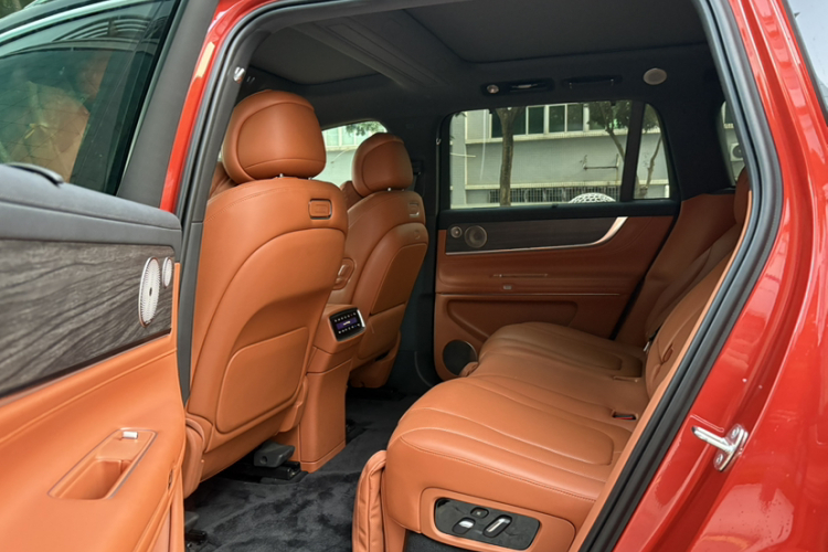2024 car image #15
