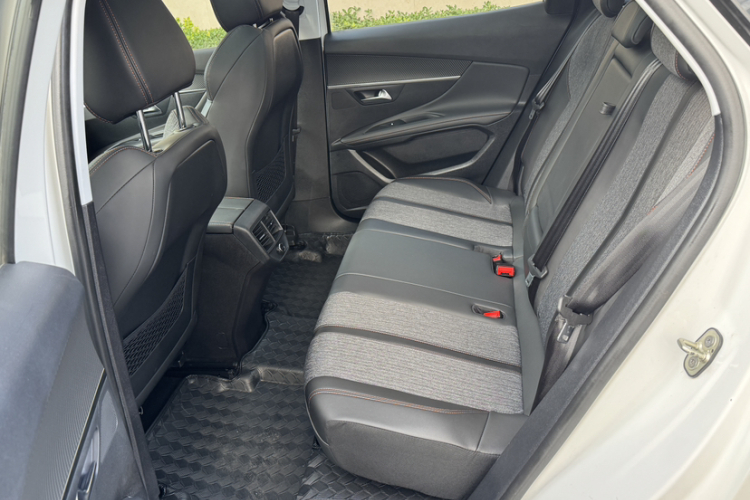 Peugeot 4008 2018 car image #15