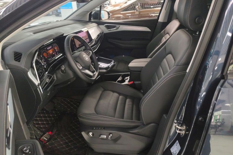 Volkswagen Talagon 2024 car image #15