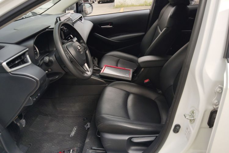 丰田 卡罗拉锐放 2020 汽车图片 #15