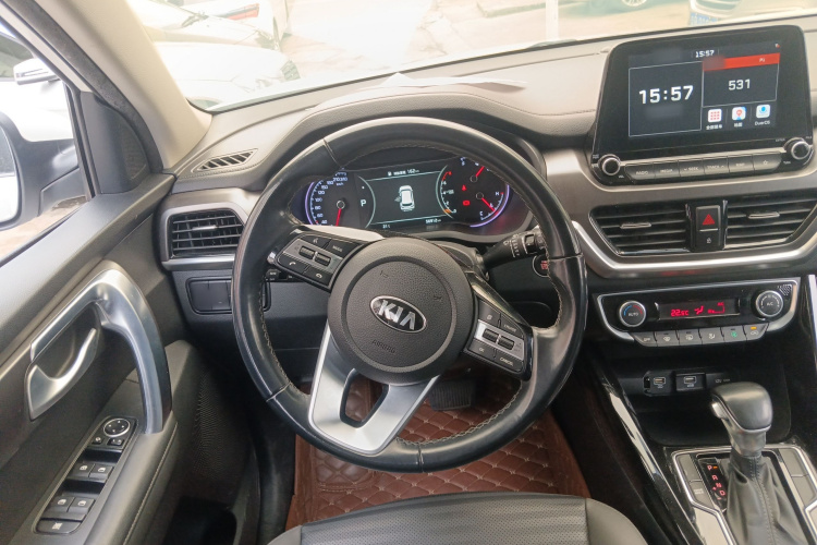 起亚 智跑 2018 汽车图片 #15