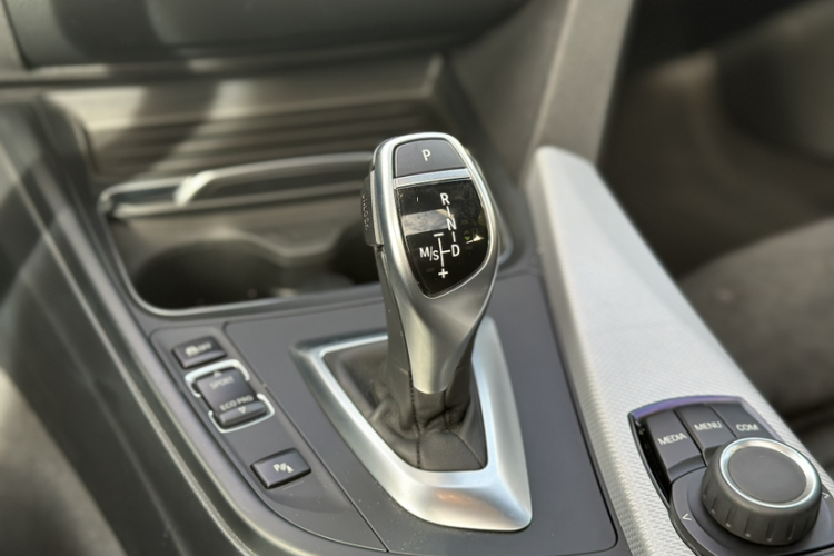 BMW 4 Series 2017 car image #15