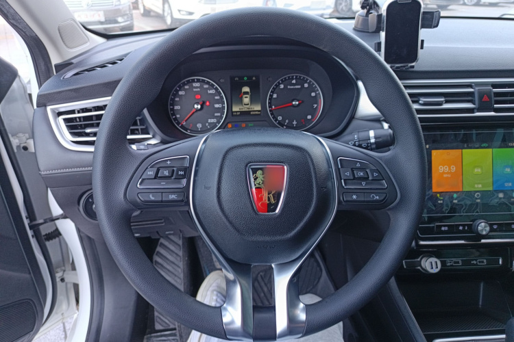 Roewe i5 2020 car image #15