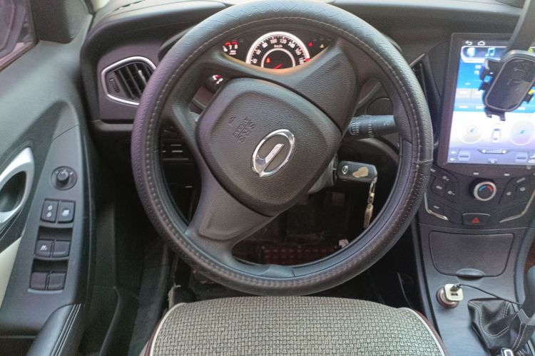 GAC Trumpchi GA3S 2017 #15 GAC Trumpchi GA3S 2017 car image #15