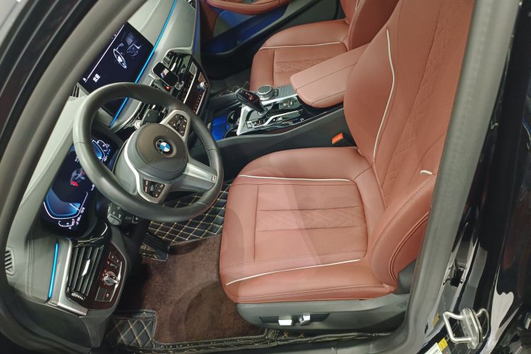 BMW 5 Series New Energy 2021 #15 BMW 5 Series New Energy 2021 car image #15