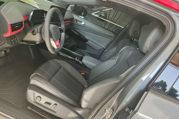 Volkswagen ID.4 X 2023 image de voiture #15