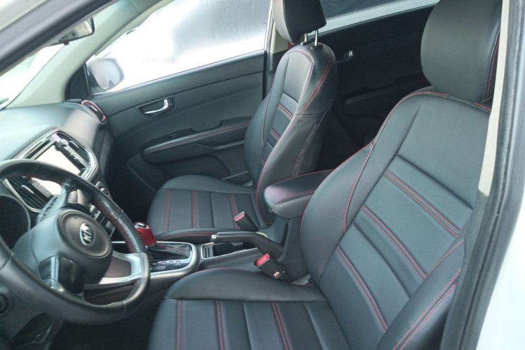 Kia Stonic 2016 #15 Kia Stonic 2016 car image #15