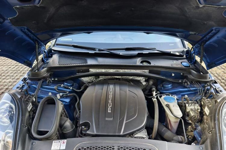 2018 immagine di auto #15