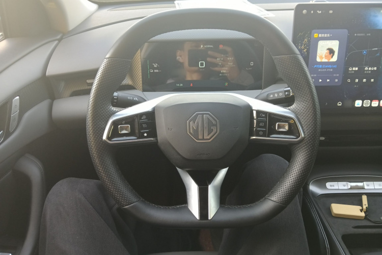 MG ES5 2025 #15 MG ES5 2025 car image #15