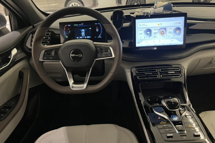 BYD Qin Plus 2024 car image #15