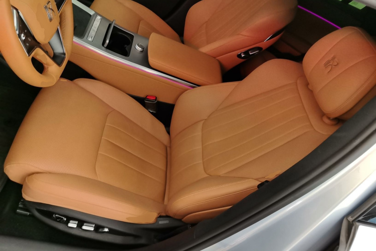 BYD HanL 2025 صورة سيارة #15