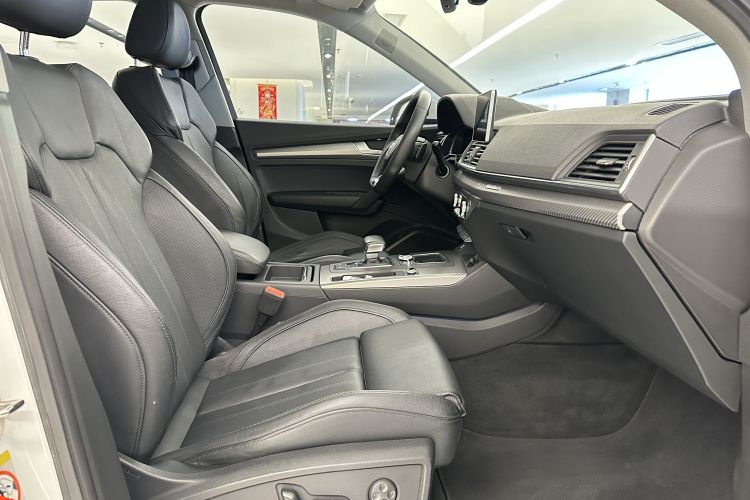 Audi Q5L 2018 imagem de carro #15