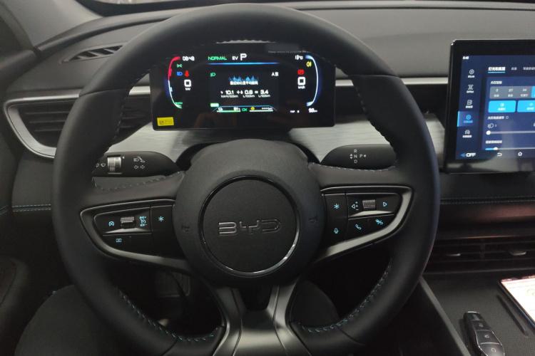 BYD Seal 05 DM-i 2025 car image #15
