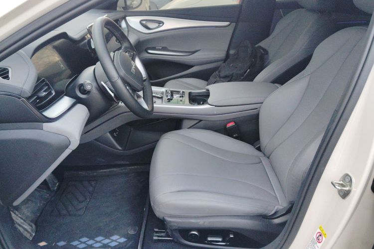 BYD Seal 07 DM-i 2025 imagem de carro #15