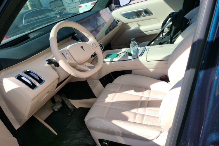 Deepal S09 2025 #15 Deepal S09 2025 صورة سيارة #15