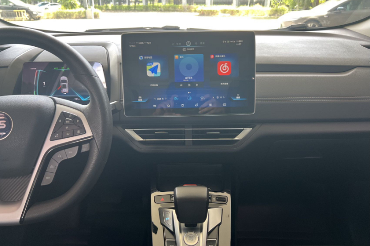 BYD Yuan New Energy 2020 #15 BYD Yuan New Energy 2020 immagine di auto #15