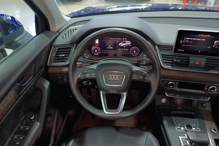 Audi Q5L 2019 car image #15