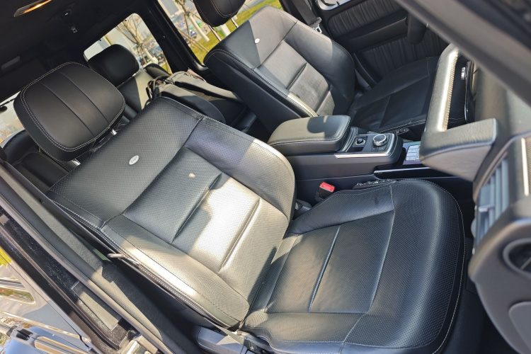 Mercedes-Benz G Class 2016 immagine di auto #15