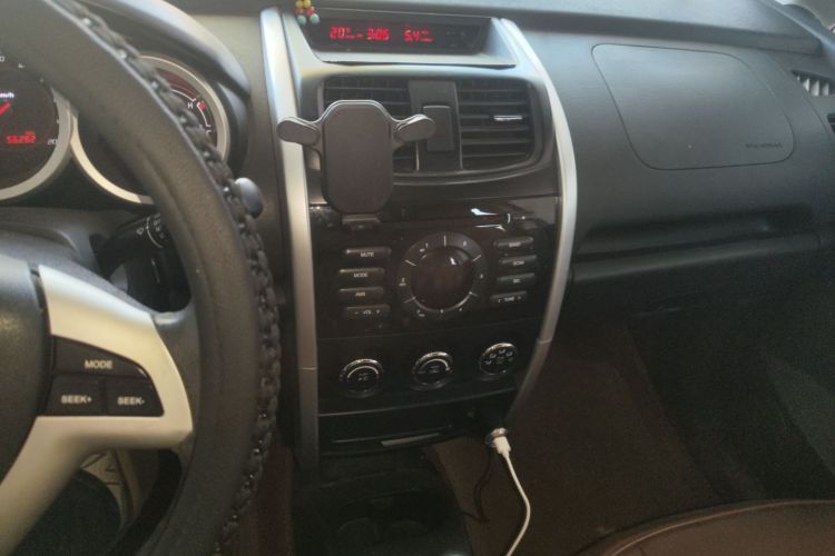 Changan CX20 2016 car image #15