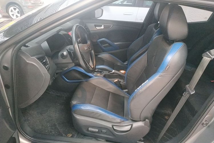 Hyundai Veloster 2017 immagine di auto #15