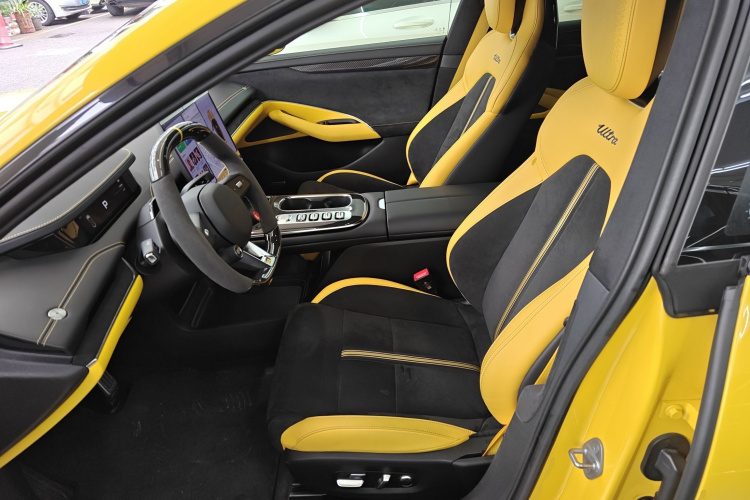 小米汽车 小米SU7 Ultra 2025 汽车图片 #15