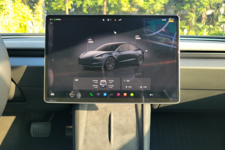 Tesla Model 3 2024 car image #15