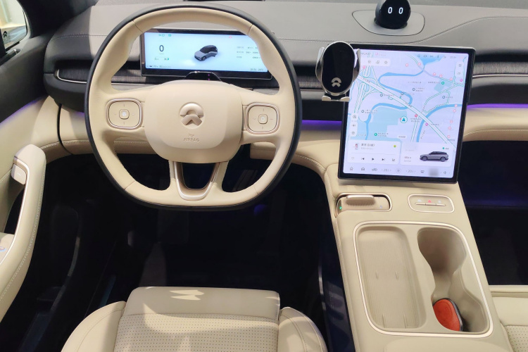 NIO ES6 2024 صورة سيارة #15