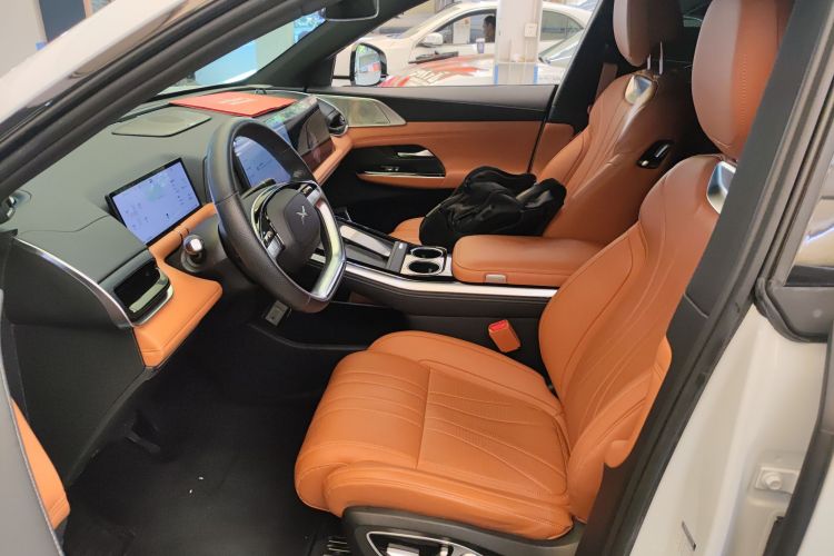 Xpeng G9 2023 immagine di auto #15