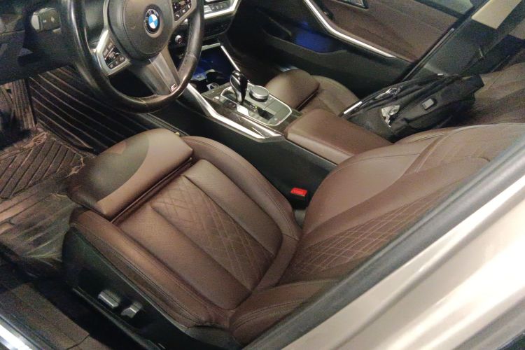 BMW 3 Series 2021 car image #15
