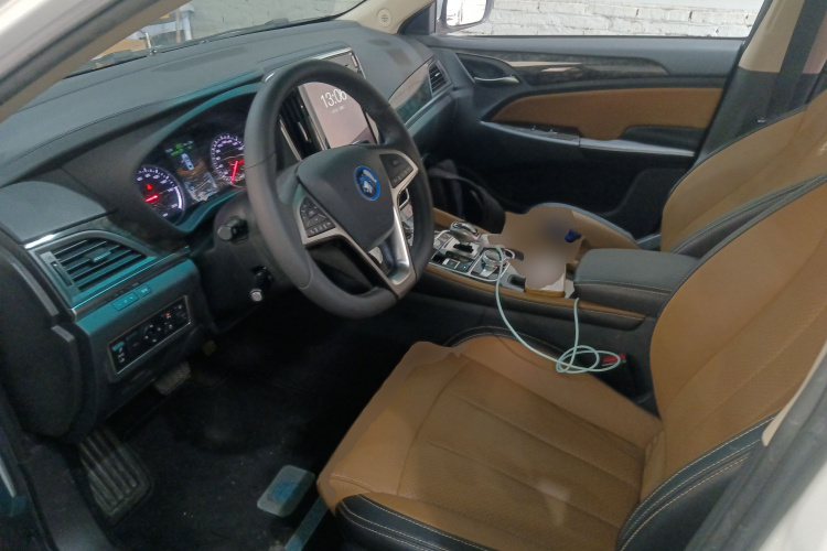 BYD Qin New Energy 2018 car image #15