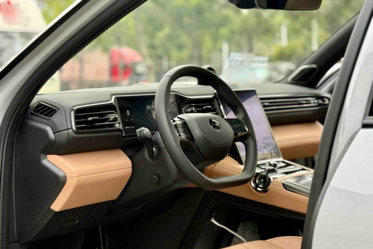 NIO ES8 2020 car image #15